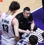 闽南金雕队对阵东城雷霆队，篮球小组赛火力全开，门将神扑救主——保级形势悄然变化